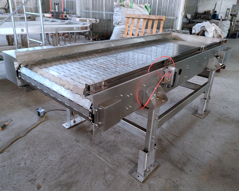 食品級網(wǎng)帶輸送機